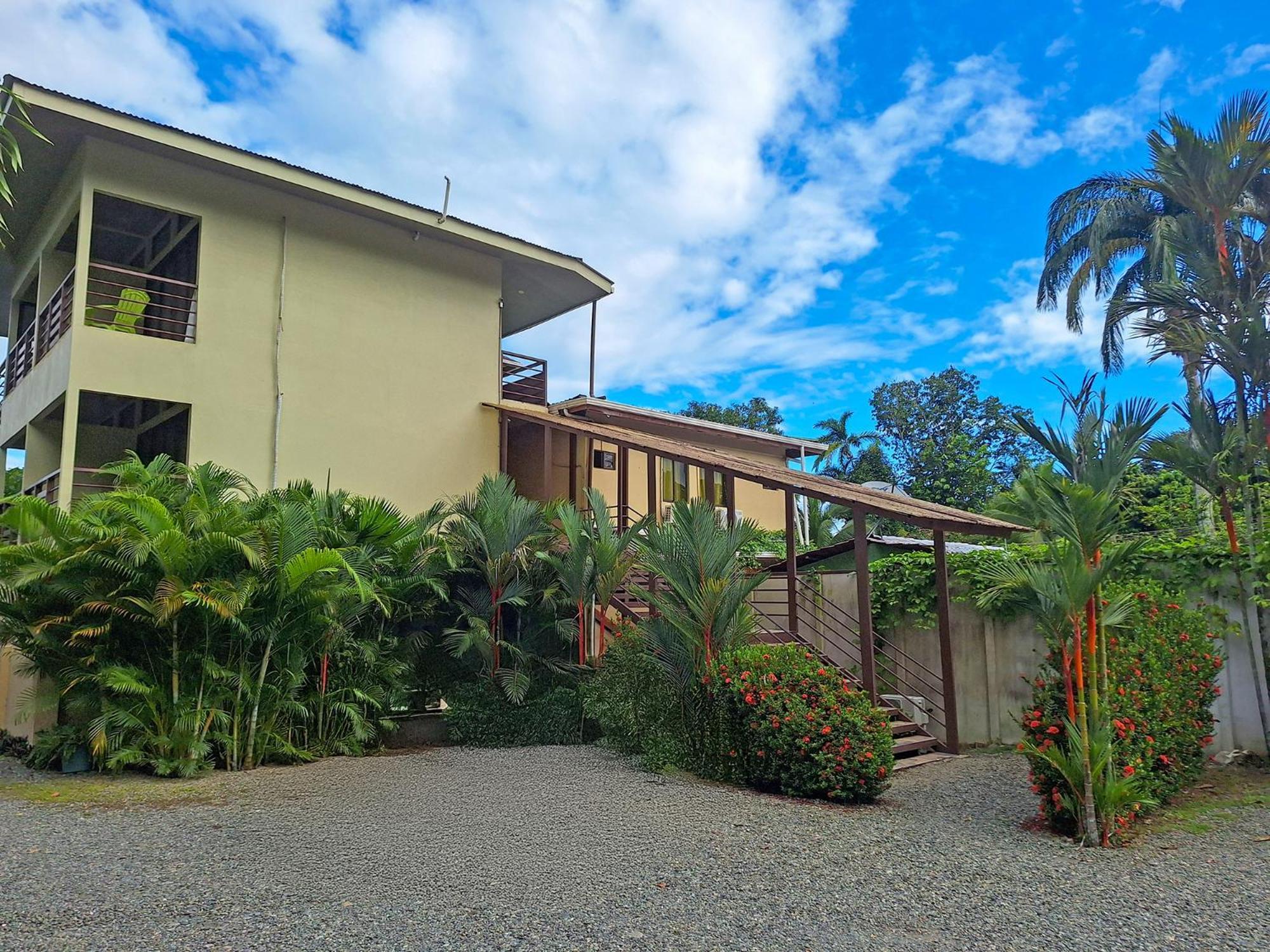 Infiniti Hotel Puerto Viejo de Talamanca Zewnętrze zdjęcie